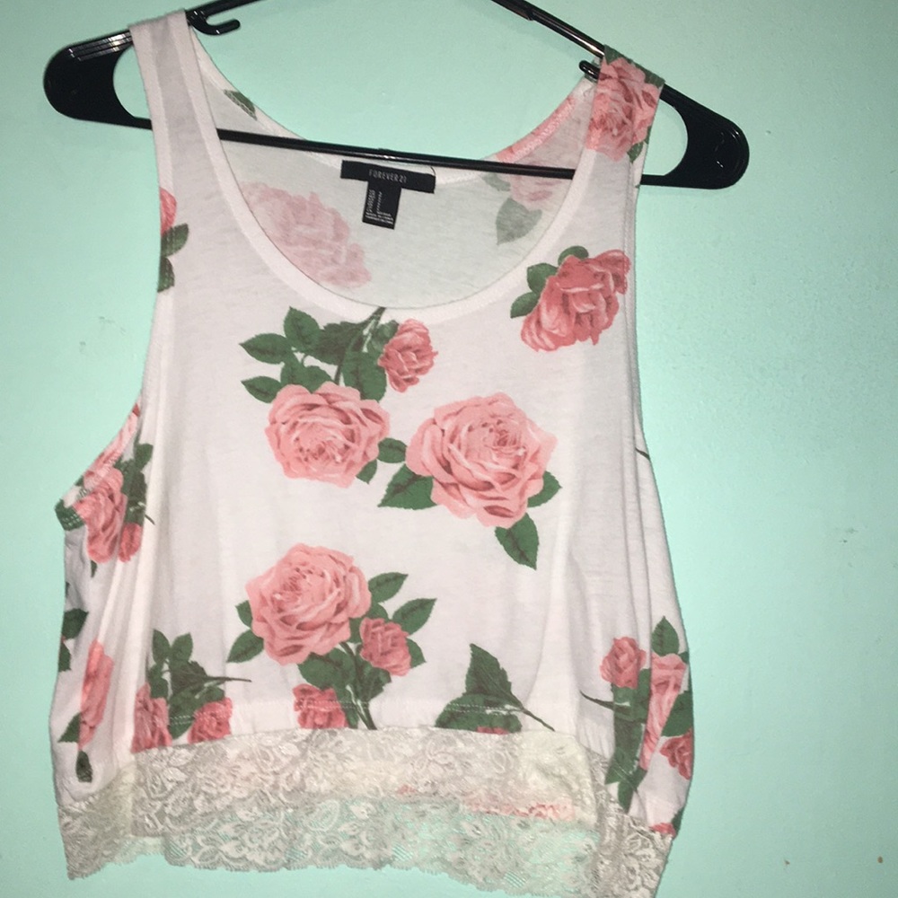 Tank top .